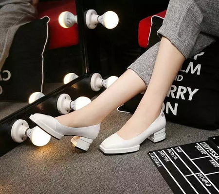 CHANEL Shallow mouth Block heel Shoes Women--016